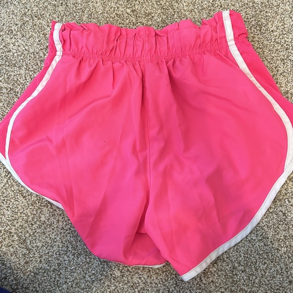 hot pink xs nike shorts - Picture 2 of 3